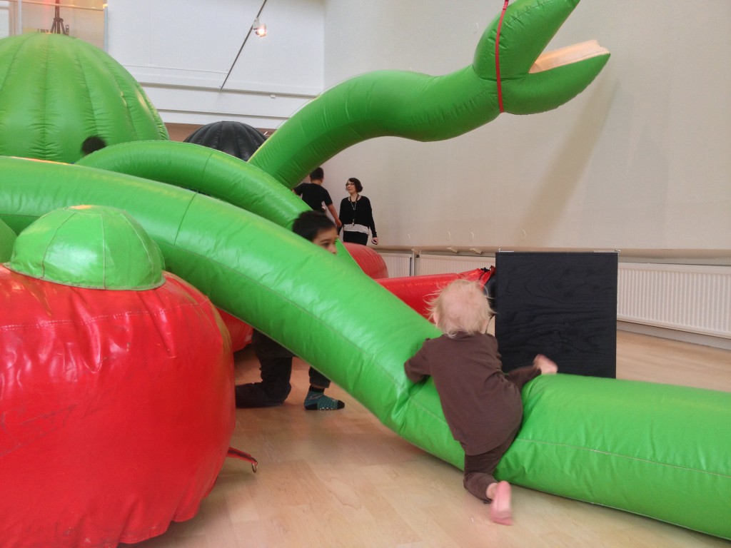 konstkul på bibblan mars 2014 011